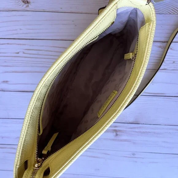 Radley London Rivington Medium Crossbody Bag Yellow - NEW WITH COSMETIC DEFECT - Picture 7 of 11